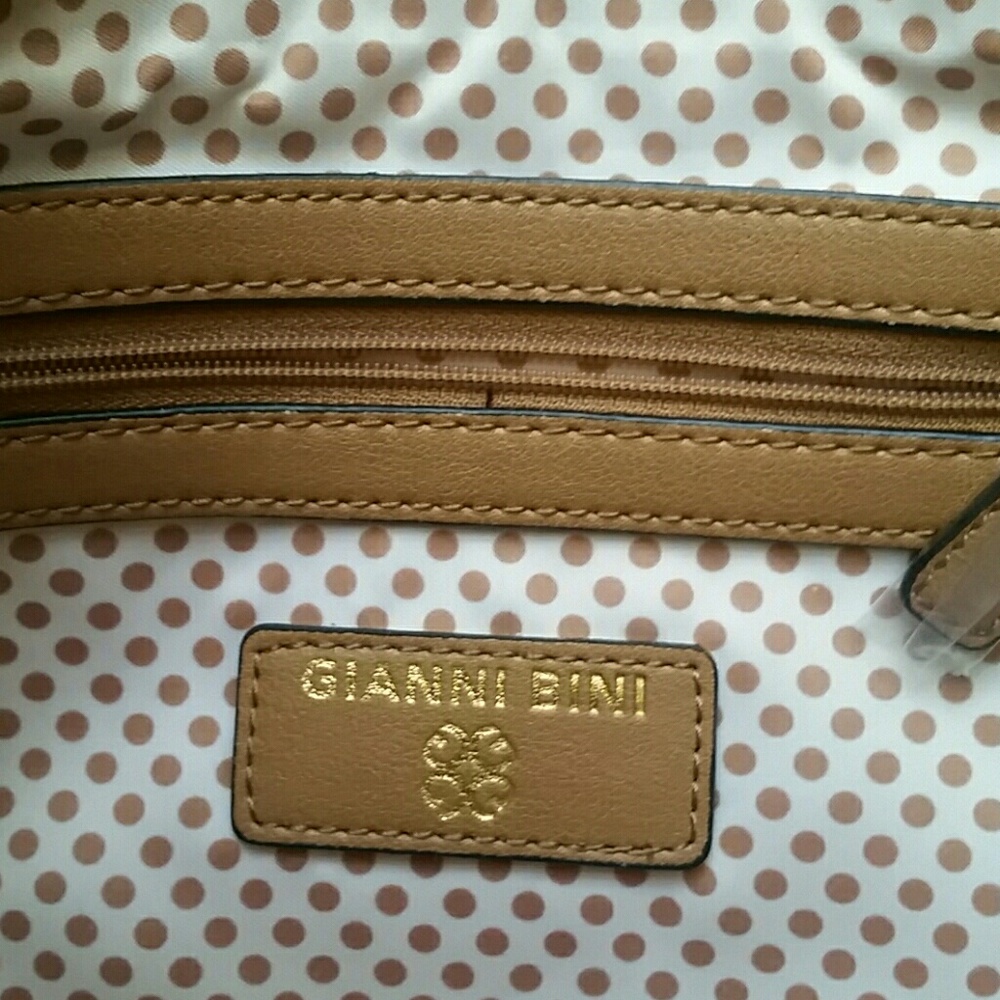 Handbag - Picture 4 of 4
